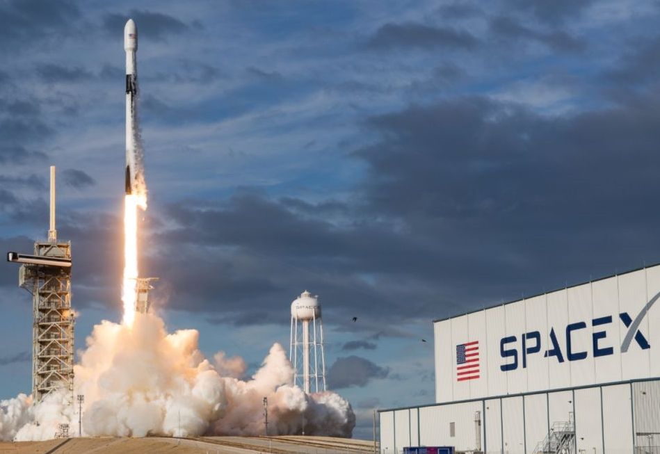 SpaceX запустили в космос первый криптоспутник Crypto1