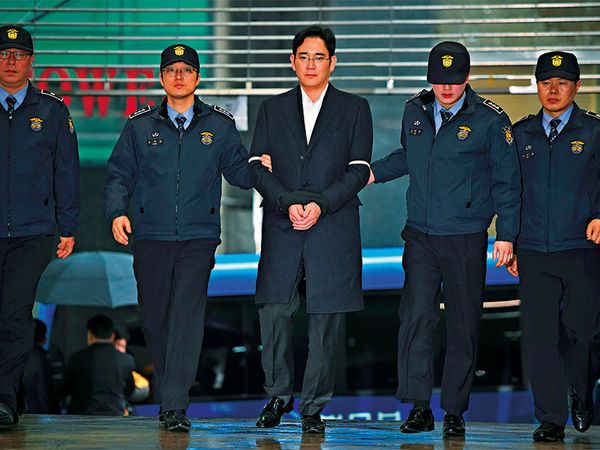Власти Южной Кореи задержали людей, которые отмыли через криптовалюты $3.4 млрд.